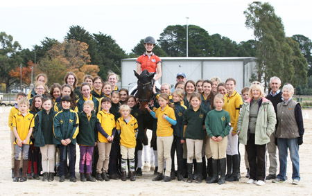 Tayla Desmet and the Woodend Pony Club Kids